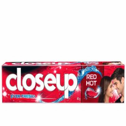 CLOSEUP RED HOT